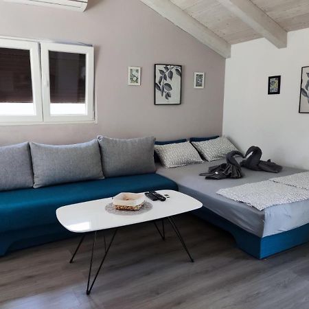 Viva 1 Rovinj Apartment Exterior photo